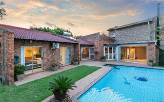 3 Bedroom House in Douglasdale