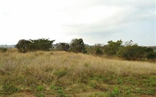2300 m² Land available in Cotswold Downs Estate