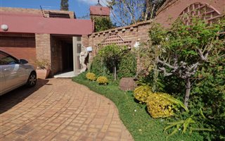 3 Bedroom Cluster in Lakefield