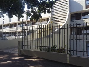 2 Bed Apartment in Essenwood