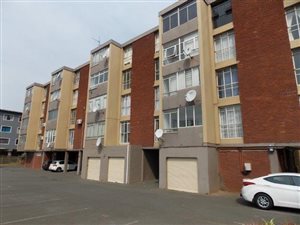 2.5 Bed Flat in Bluff