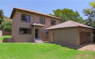 4 Bedroom House in Pretoria North