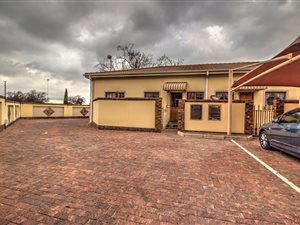 3 Bed Townhouse in Comet