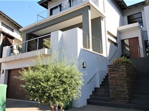 3 Bed Townhouse in Brettenwood Coastal Estate