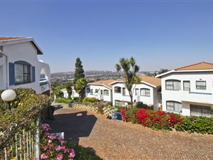 3 Bed Duplex in Bruma