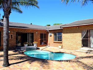 4 Bed House in Soneike