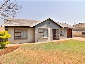 3 Bed House in The Orchards
