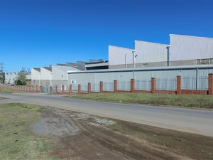 6280 m² Commercial space in Amalinda
