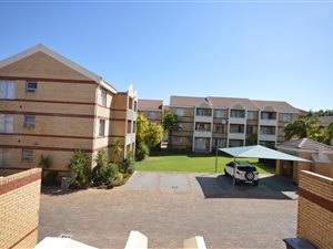 2 Bed Apartment in Durbanville