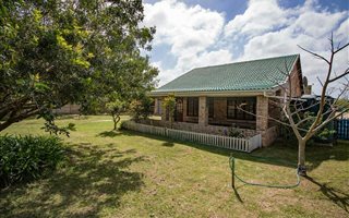 2 Bedroom House in Boesmansriviermond