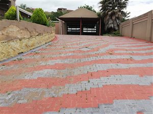 3 Bed House in Phuthaditjhaba