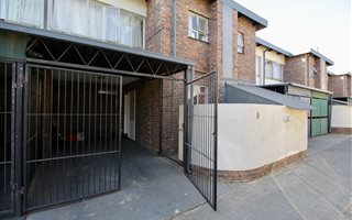 2 Bedroom Townhouse in Silverton