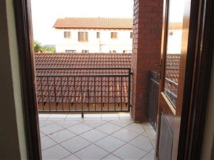 2 Bed Townhouse in Country View Estate