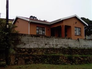 3 Bedroom House in Umlazi