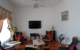 2 Bedroom House in Mayfair West