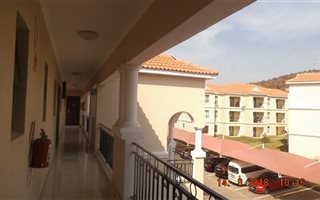 2 Bedroom Apartment in Waterval East