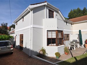 3 Bed House in Wynberg Upper