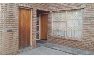 3 Bedroom Apartment in Ladanna