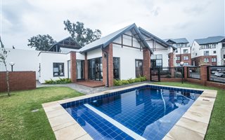 1 Bedroom Apartment in Oakdene