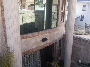 5 Bed House in Westcliff