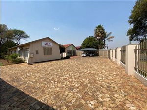 10 m² Commercial space in Brackenhurst