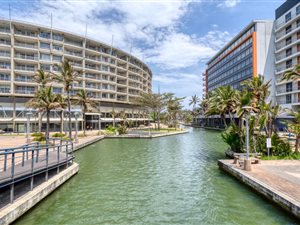 1 Bed Apartment in Durban Point Waterfront