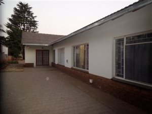 3 Bed House in Wierda Park