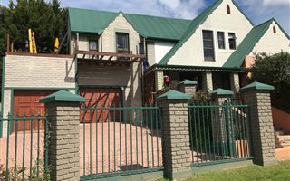 3 Bedroom House in Denver Park