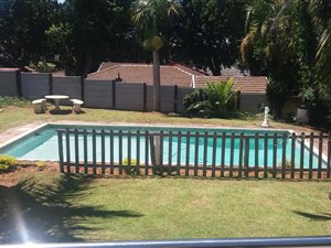 4 Bed House in Yellowwood Park