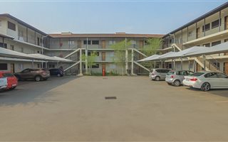 2 Bedroom Apartment in Prestbury