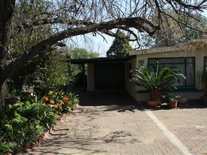 3 Bedroom House in Glencoe