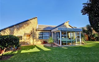 3 Bedroom House in Wilgeheuwel