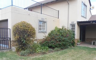 3 Bedroom Cluster in Bardene