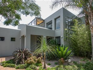 3 Bed House in Blue Hills Country Estate