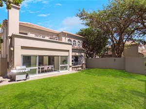 3 Bed Townhouse in Eagle Canyon Golf Estate