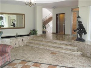 1 Bed Apartment in Observatory