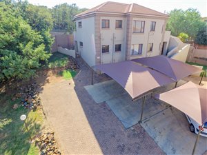 3 Bed Townhouse in Bassonia