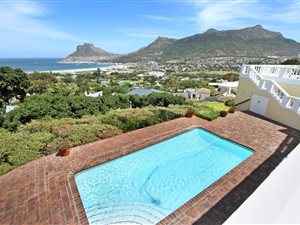 5 Bed House in Scott Estate