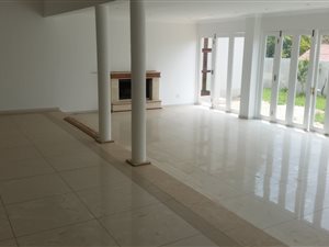 3 Bed House in Dainfern Ridge