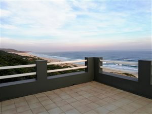 5 Bed House in Blue Horizon Bay