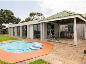 4 Bed House in Tugela Mouth