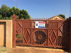 2 Bed House in Soshanguve B