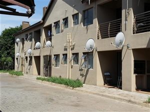 3 Bed Apartment in Vanderbijlpark SE