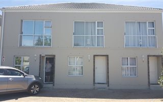 2 Bedroom Townhouse in Paarl