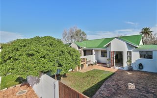 3 Bedroom House in Diep River
