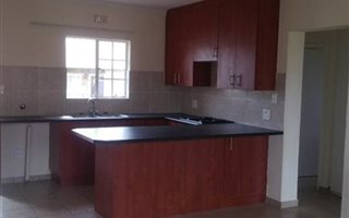 2 Bedroom Townhouse in Strubens Valley
