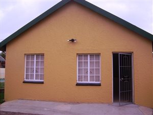 2 Bed Garden Cottage in Northmead