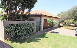 3 Bedroom House in Irene View Estate