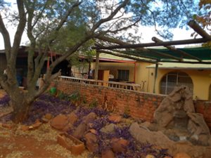 2.5 ha Farm in Magaliesmoot AH