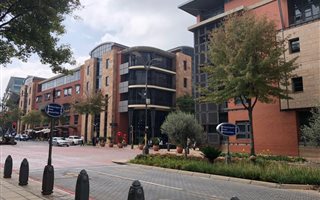 176 m² Retail Space in Melrose Arch